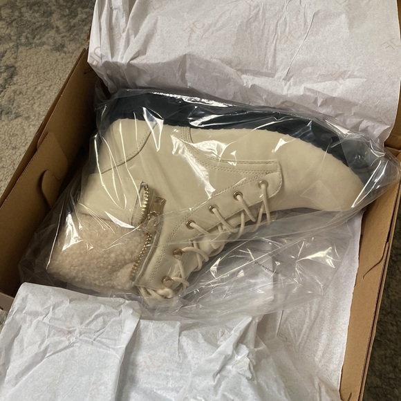 Booties in Bone White - Picture 2 of 5